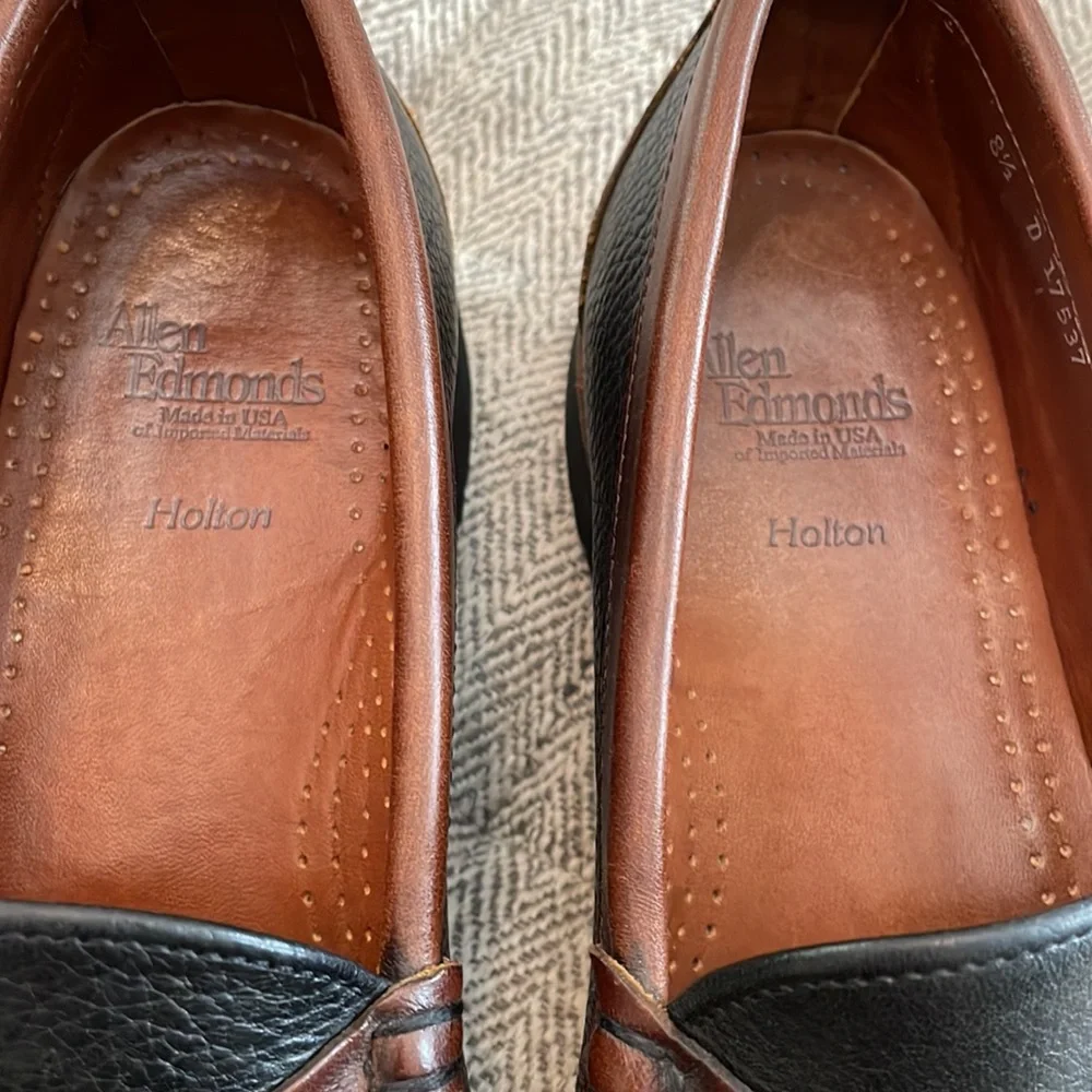 Allen Edmonds Holton size 8.5 D